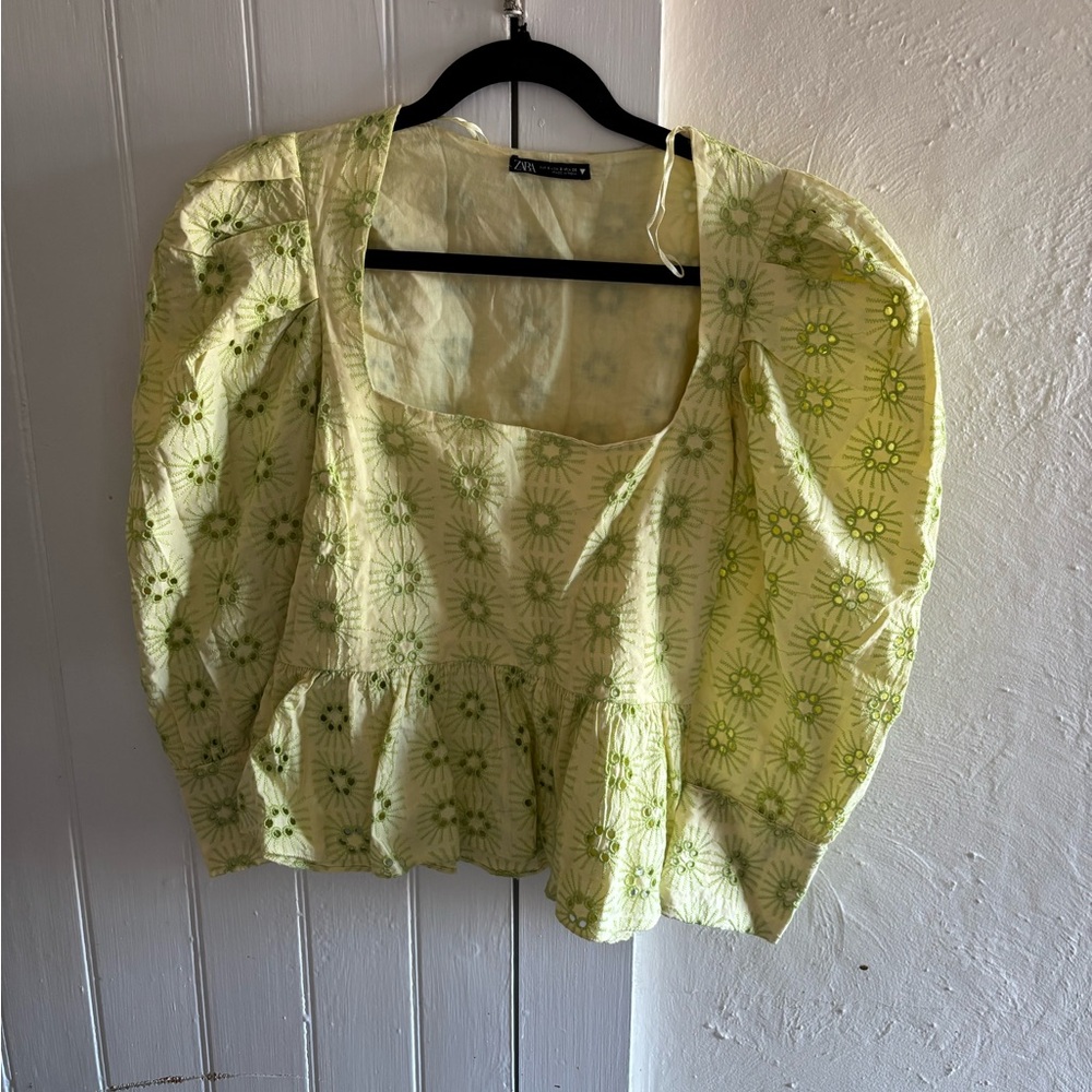Zara Light Green Floral Blouse
